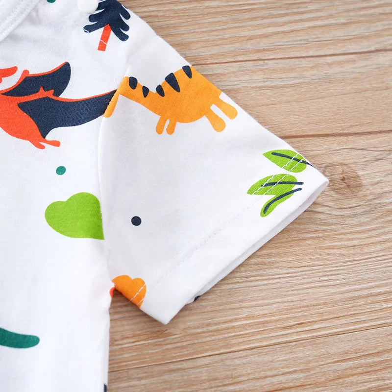 Neugeborenen-Kleidung Niedlicher Cartoon-Dinosaurier Allover-Print BaumwolleBequem und weichSommer Jungen und Mädchen0-18 Kurzärmeliger Baby-Strampler
