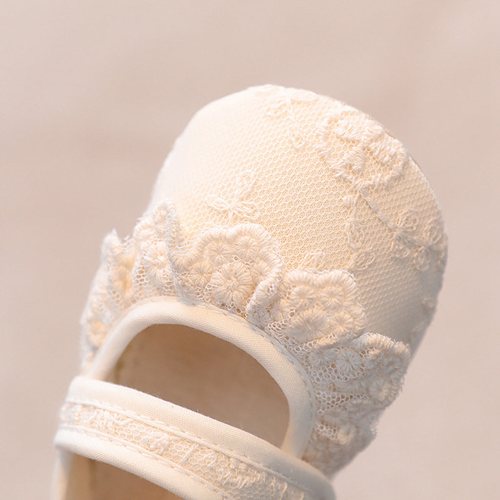 BeQeuewll Infant Baby Girls Shoes Non-Slip Soft Soled Lace Bowknot Flats Toddler First Walker Spring Autumn Princess Shoes