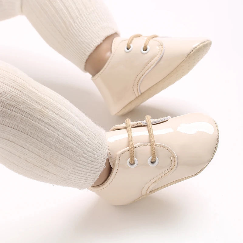 Baby Tie one's Shoes Sneakers Classical Sport Soft Sole PU Leather Shoes Solid color First Walker Newbor Baby Boy Girl Shoes