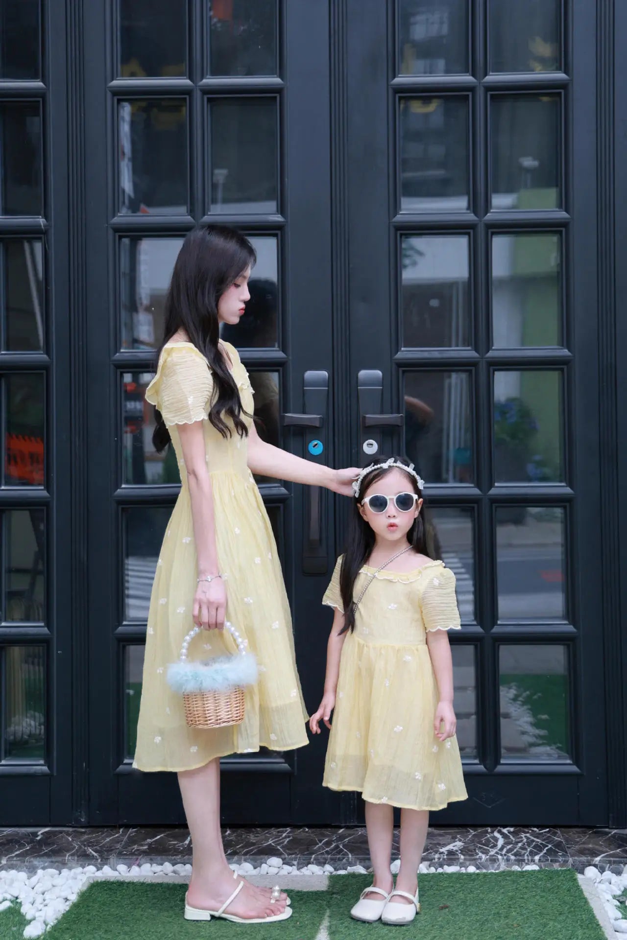 Mother and Daughter Matching Summer Dress Mom and Baby Girls Same Clothes Mommy and Me Short Sleeve Elegant Dresses for Women