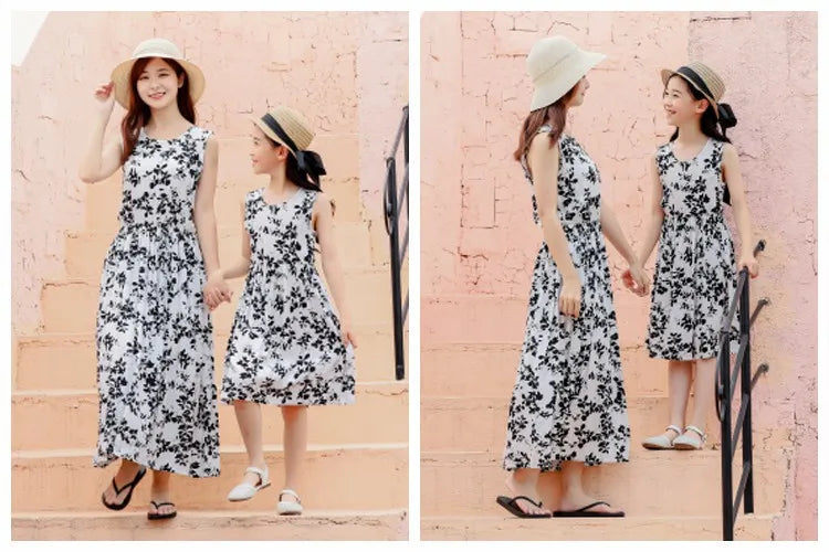 New Mother Daughter Summer Dresses Sleeveless Floral Flower Print Sundress Mom Mommy and Me Beach Dress Family Matching Outfits