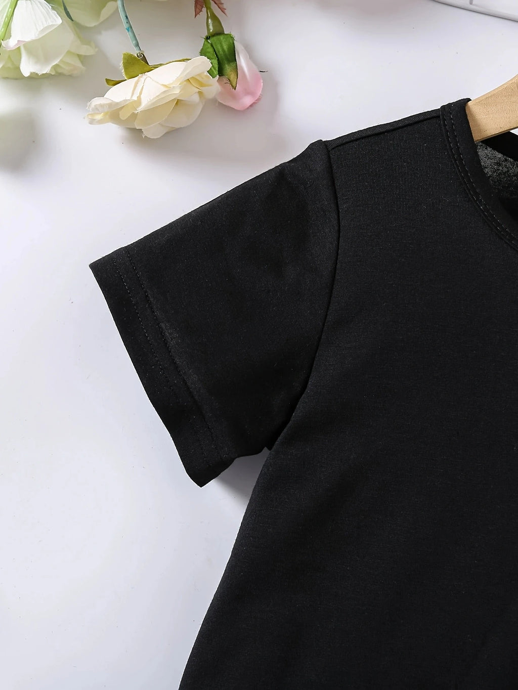 Bonito mono informal de verano para niña con estampado de amor, vestido de mezcla de fibra de poliéster suave, transpirable y elástico.