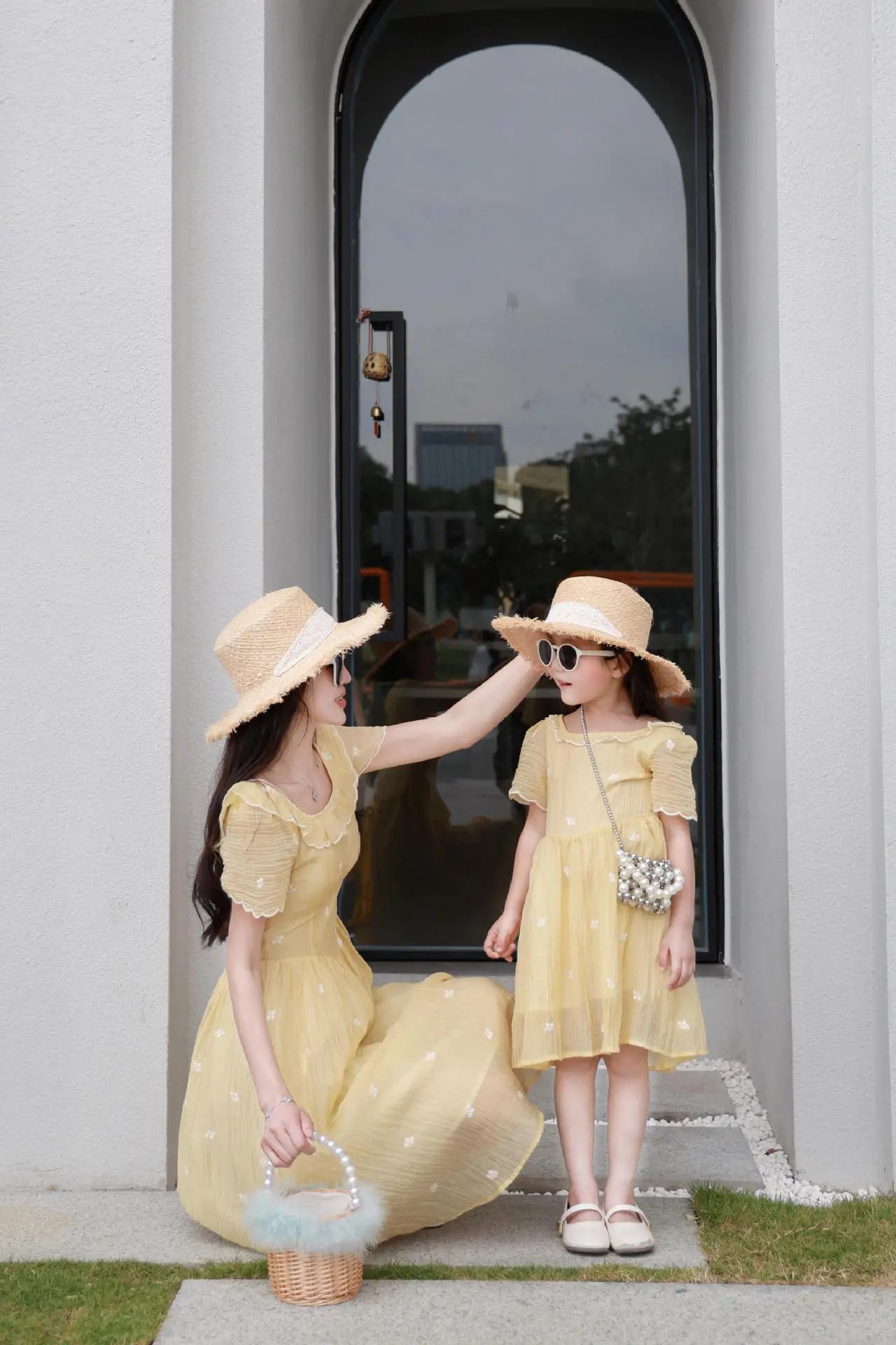 Mother and Daughter Matching Summer Dress Mom and Baby Girls Same Clothes Mommy and Me Short Sleeve Elegant Dresses for Women