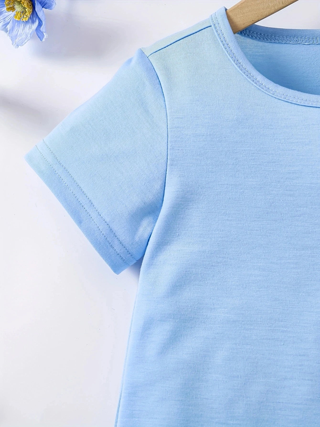 Bonito mono informal de verano para niña con estampado de amor, vestido de mezcla de fibra de poliéster suave, transpirable y elástico.