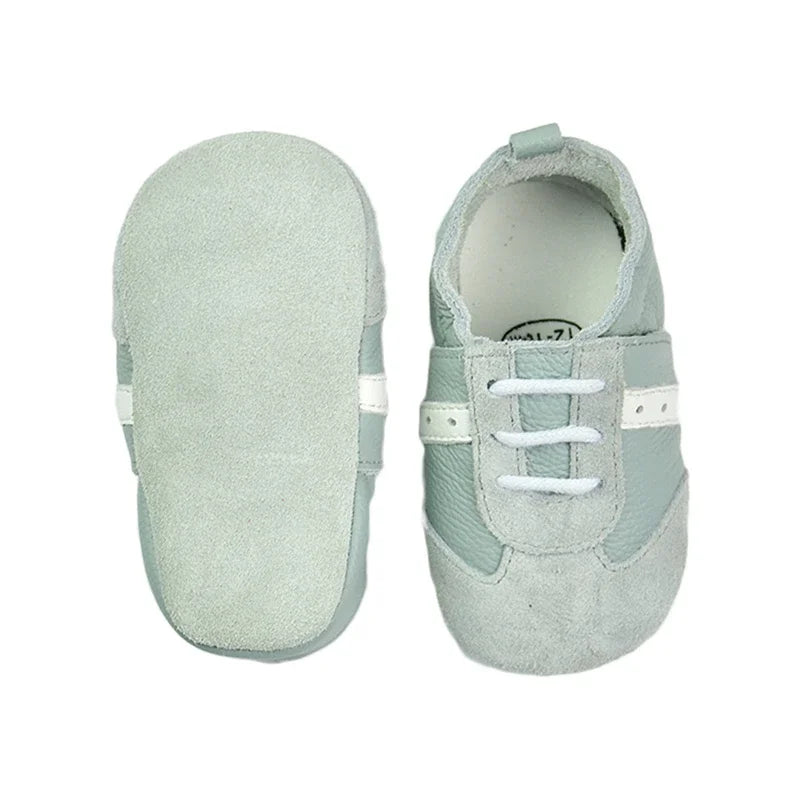 Zapatos de bebé de otoño para niños y niñas, antideslizantes, de piel de oveja suave, zapatillas de deporte con diseño de animales, mocasines para primeros pasos 0-24M
