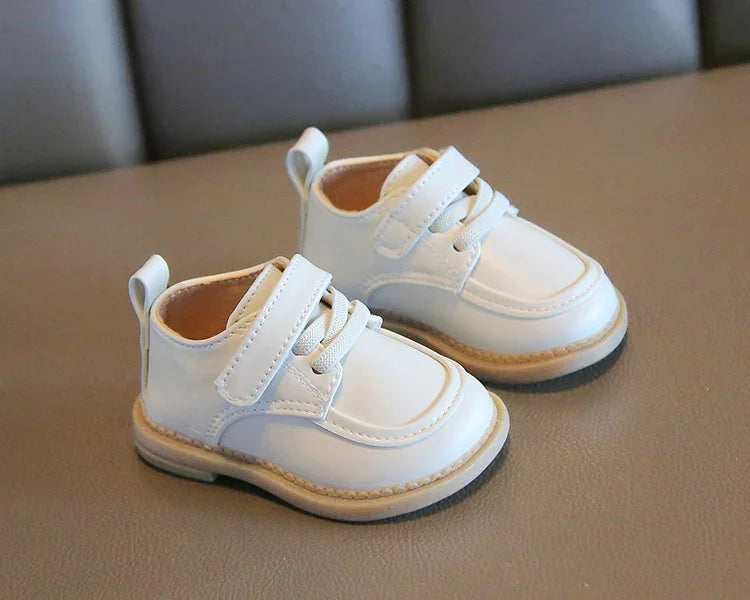 Baby Kids Small Leather Shoes British Style Boys Girls Walking Shoes Soft Sole 2024 New Children Flat Shoes Casual Comfortable