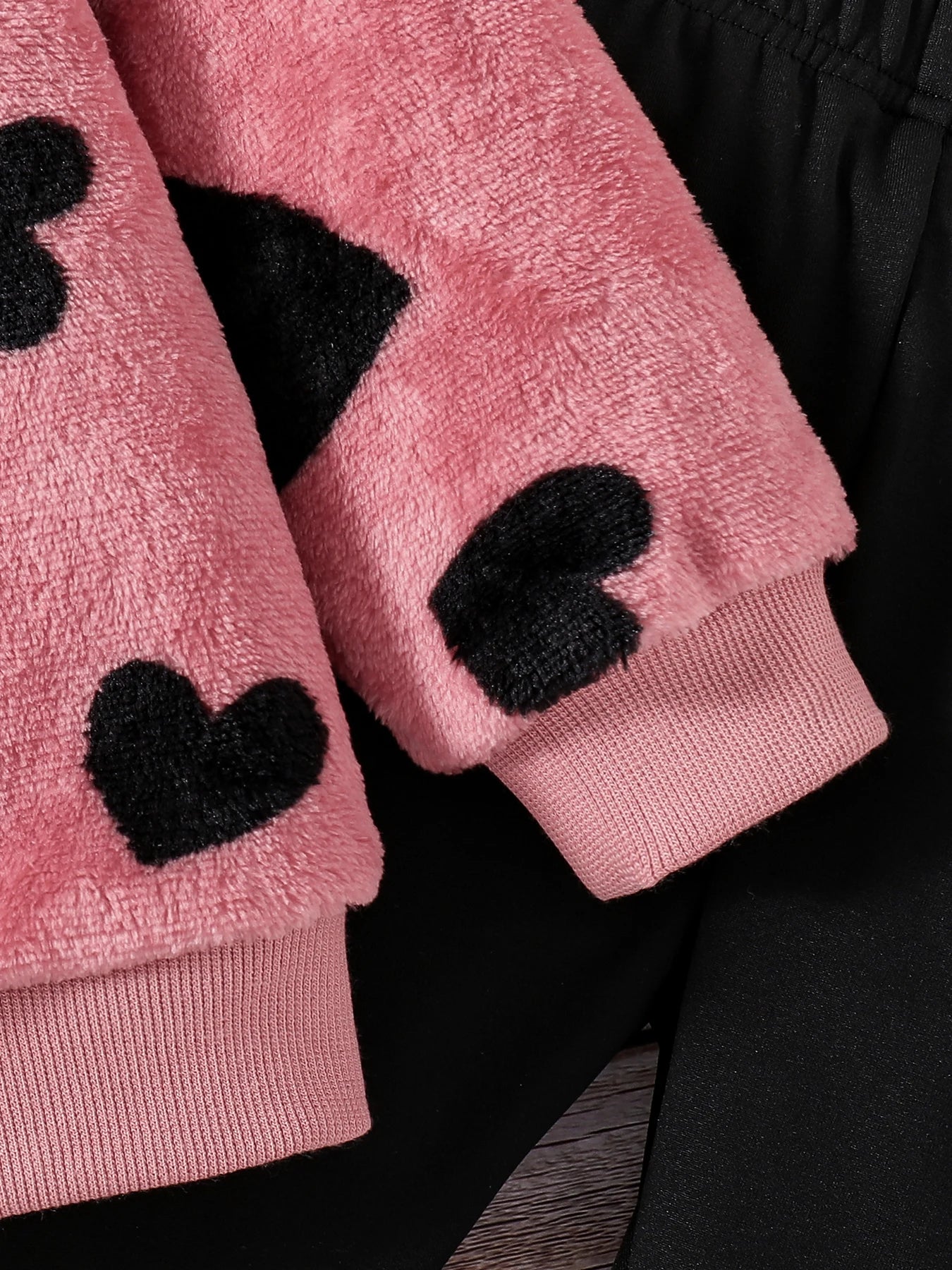 Frühling und Winter Mädchenmode Zuhause Freizeit 2-teilig Micro-Stretch warm bequem liebe Plüsch Kapuzenoberteil + Stretch-Leggings