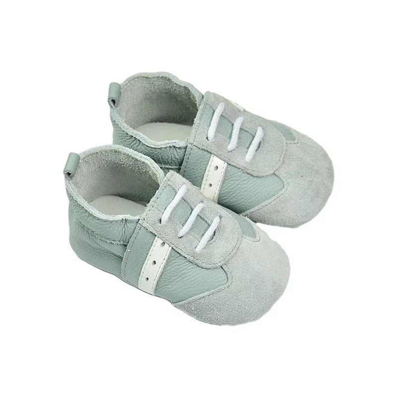 Zapatos de bebé de piel de vaca suave, botines para recién nacidos, niños y niñas, mocasines para bebés, pantuflas, primeros pasos, zapatillas deportivas