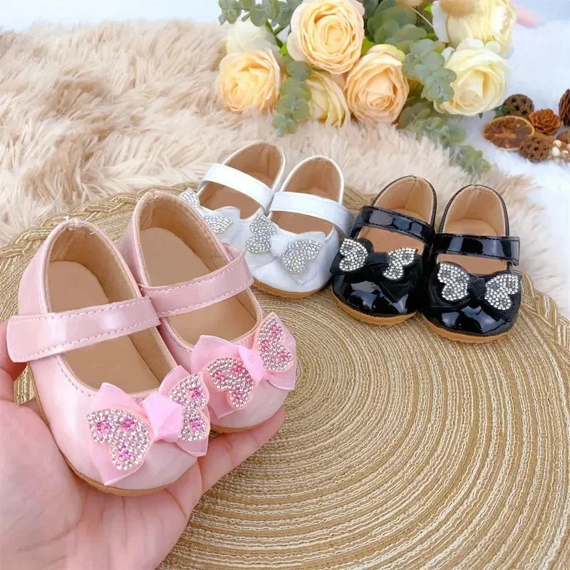Spring and Autumn Fashion Baby Shoes 0-1 Year Old Girl Cute Bow Princess Shoes Soft Rubber Bottom Lightweight Walking Shoes