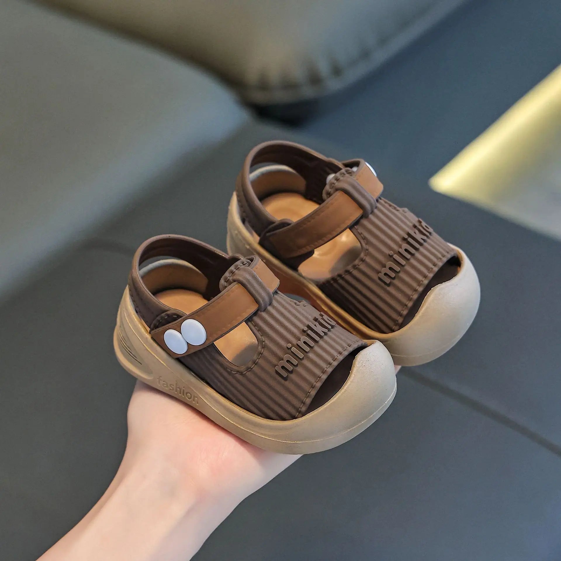 Baby Sandals Cheap Summer Beach Shoes Toddler Sandals Soft Breathable PVC Little Boys Girls Close-toed Sandals For Baby