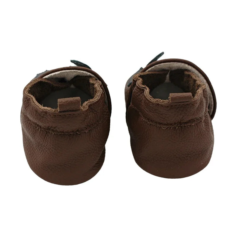 Zapatos de bebé de otoño para niños y niñas, antideslizantes, de piel de oveja suave, zapatillas de deporte con diseño de animales, mocasines para primeros pasos 0-24M