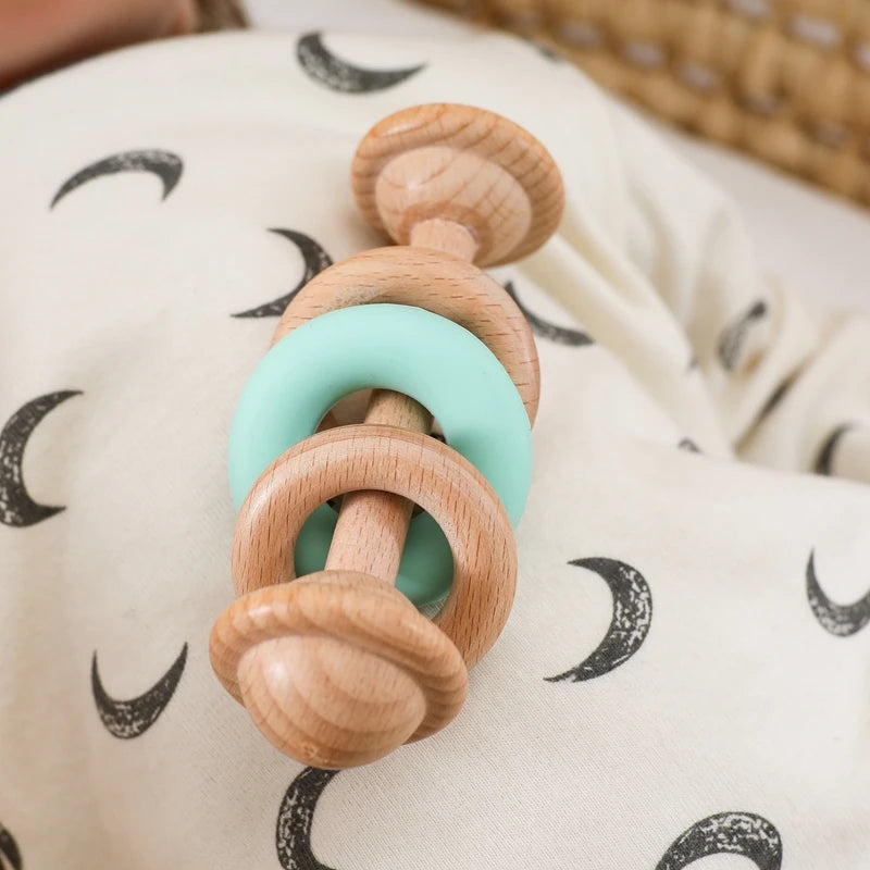 BPA-free Baby Toys Wooden Rattles Silicone Ring Rattles and Mobiles Babies 0–12 Months Sensory Toys Wooden Teether Baby Gifts