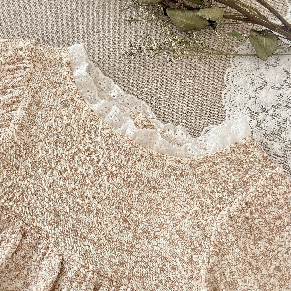 Summer Baby Girl Clothes Full Sleeve Lace Flower Girls Dress Cotton Baby Romper Princess Dress Suitable for babies aged 0-18M