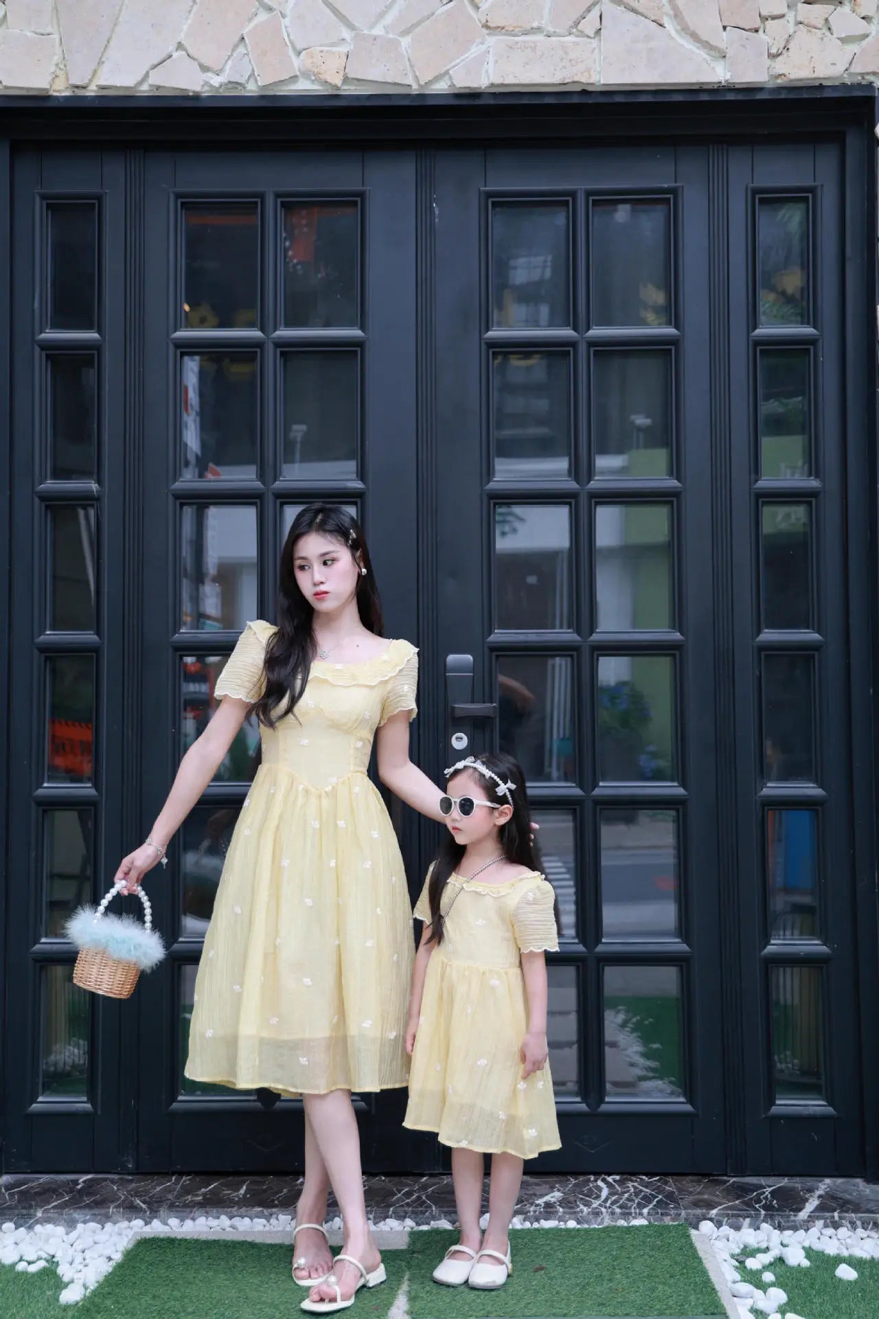Mother and Daughter Matching Summer Dress Mom and Baby Girls Same Clothes Mommy and Me Short Sleeve Elegant Dresses for Women