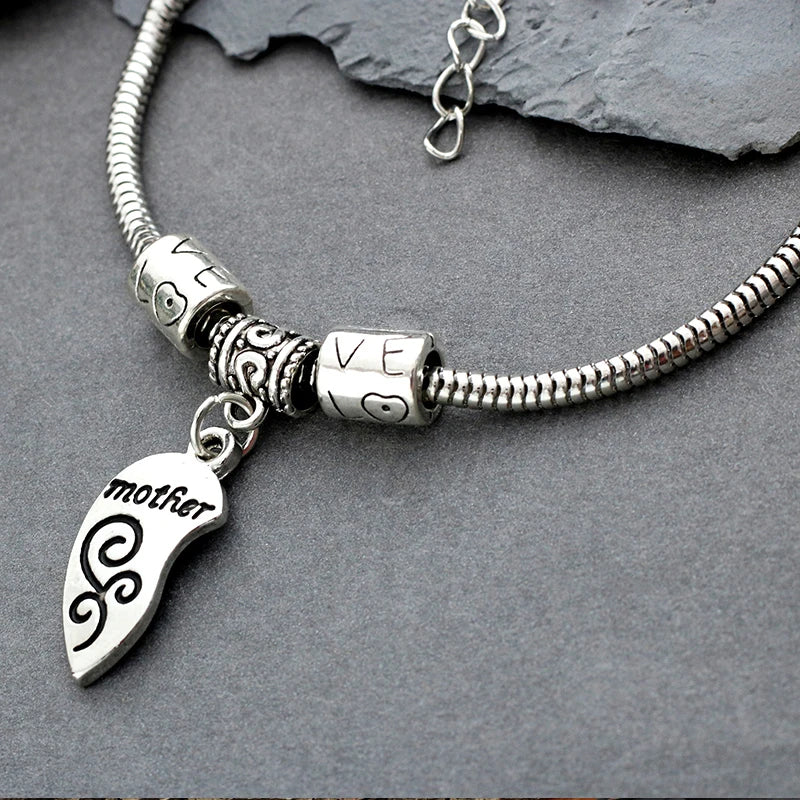 Mother and Daughter Charms Bracelet Femme Puzzle Heart Chain Bracelets for Women Girls Family Jewelry For Mother's Day Gifts