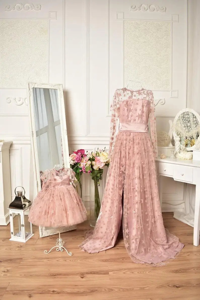 Pink Mommy And Me Outfits Mother Daughter Matching Dresses Long Sleeve Side Split Mom And Daughter Dresses for Photo Shoot