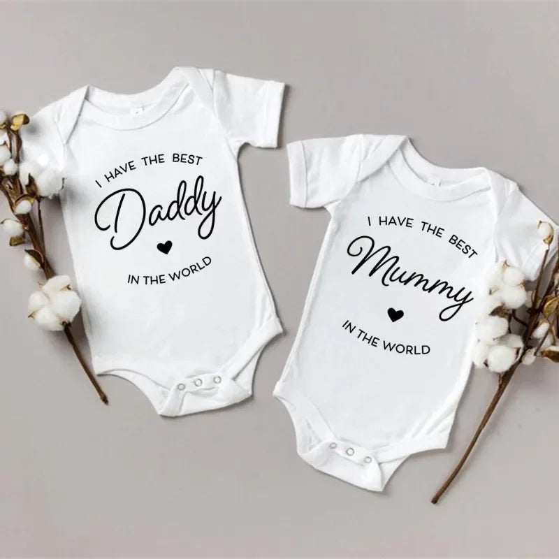 Funny "I Have The Best Daddy Mommy in The World "Letters Printed Baby Bodysuits Summer Newborn Boys Girls Romper Twin's Onesies