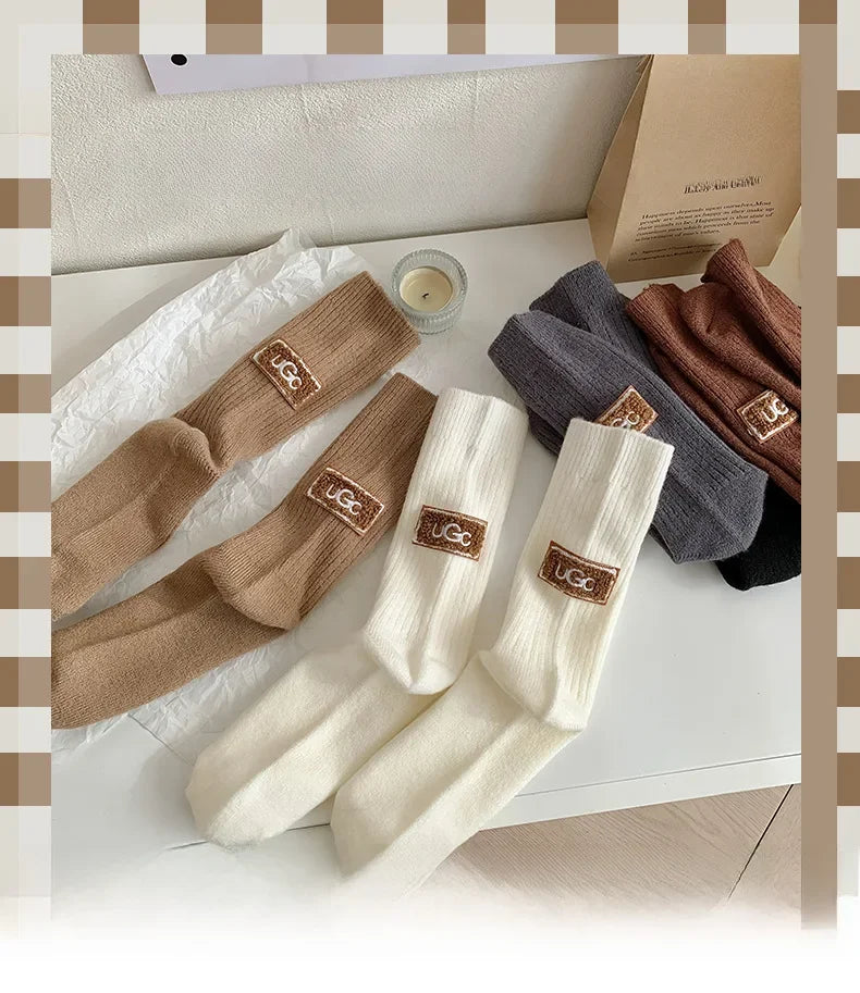 1/3 pares de calcetines de invierno gruesos y cálidos, de color liso, a media pantorrilla, casuales para mujer con logotipo bordado, calcetines de pila para climas fríos