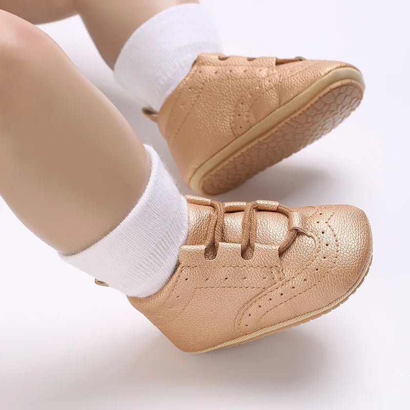 Classic Newborn Baby Shoes White Casual Shoes Boys Girls Shoes Fashion Sneakers Soft Sole Non-Slip Toddler Shoes First Walkers