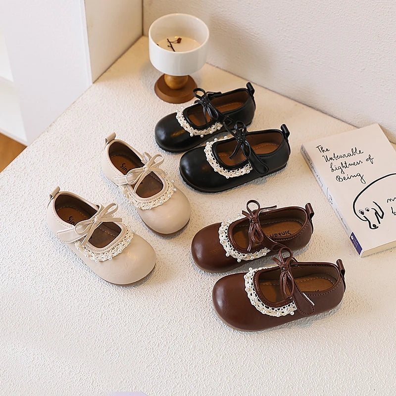 Little Girl'S Leather Shoes Ruffles Retro Style Adorable Kids Flat Shoe Spring Versatile Three Colors Fashion Children Mary Jane