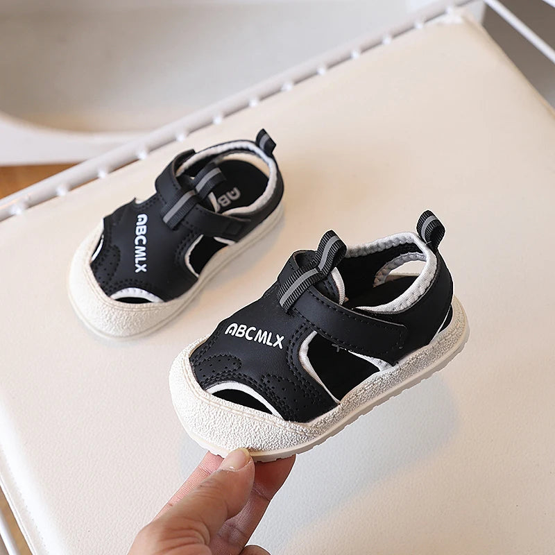 Baby Boys Girls Sandals 0-24 Months 2025 New Summer Non-slip Soft Sole Toddler Beach Shoes Toes Capped First Walkers Barefoot