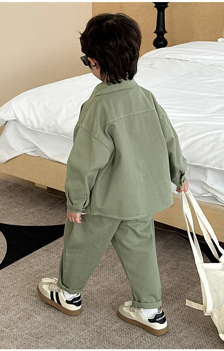 Jungenanzug 2025 Herbst neue modische Oberteil-Hose Sport Freizeit Arbeitskleidung Kinderkleidung Jacke