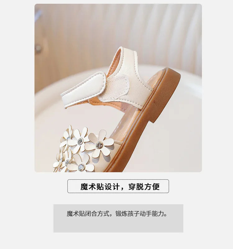 Baby Sandals Non slip Soft Bottom Children's Sandals New Girl's Flower Sandals Korean Edition Fashion Princess Style