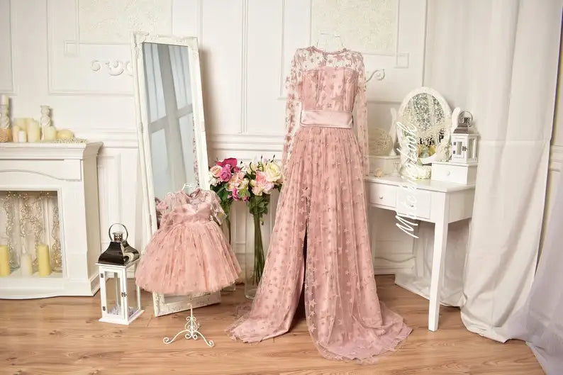 Pink Mommy And Me Outfits Mother Daughter Matching Dresses Long Sleeve Side Split Mom And Daughter Dresses for Photo Shoot