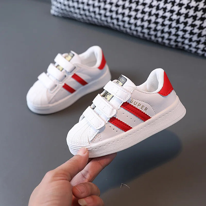 Zapatillas de deporte para niños, diseño de moda, blancas antideslizantes, zapatos casuales para niños y niñas, zapatillas transpirables con velcro, zapatos de exterior para niños pequeños.