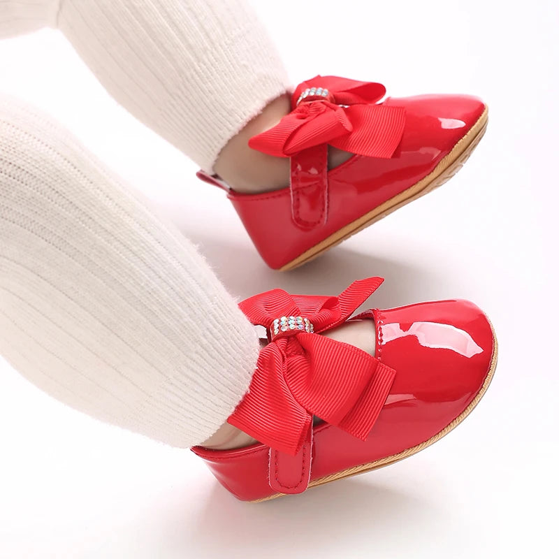 Lindos Zapatos de Princesa para Bebé Edición Primavera y Otoño Decoración de Lazo de Mariposa Suela Blanda de PU Adecuado para Bebés de 0 a 1 Año