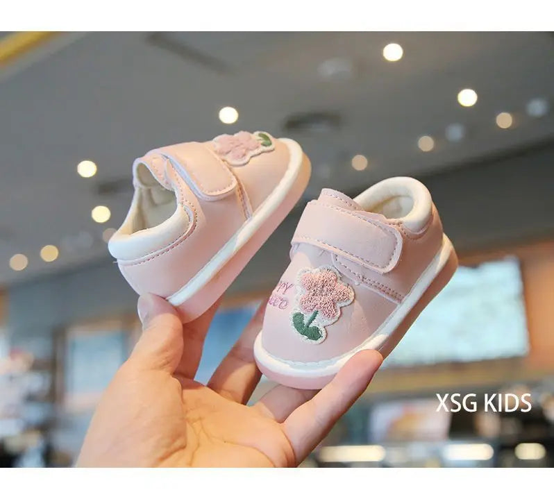 Baby Leather Shoes with Sweet Flowers Toddler Flat Shoes Round Toes Soft 2025 New Fashion Kids Casual Shoes Versatile Non-slip