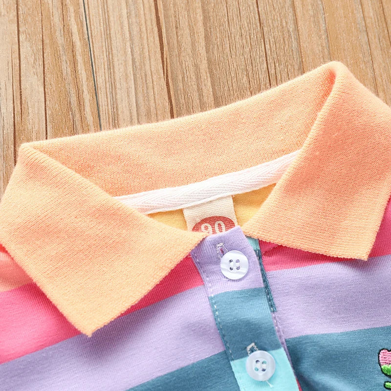 Mädchen Sommer Mode süßes Kurzarm Cartoon Hasen besticktes Regenbogenstreifen Baby Mädchen Prinzessinnenkleid