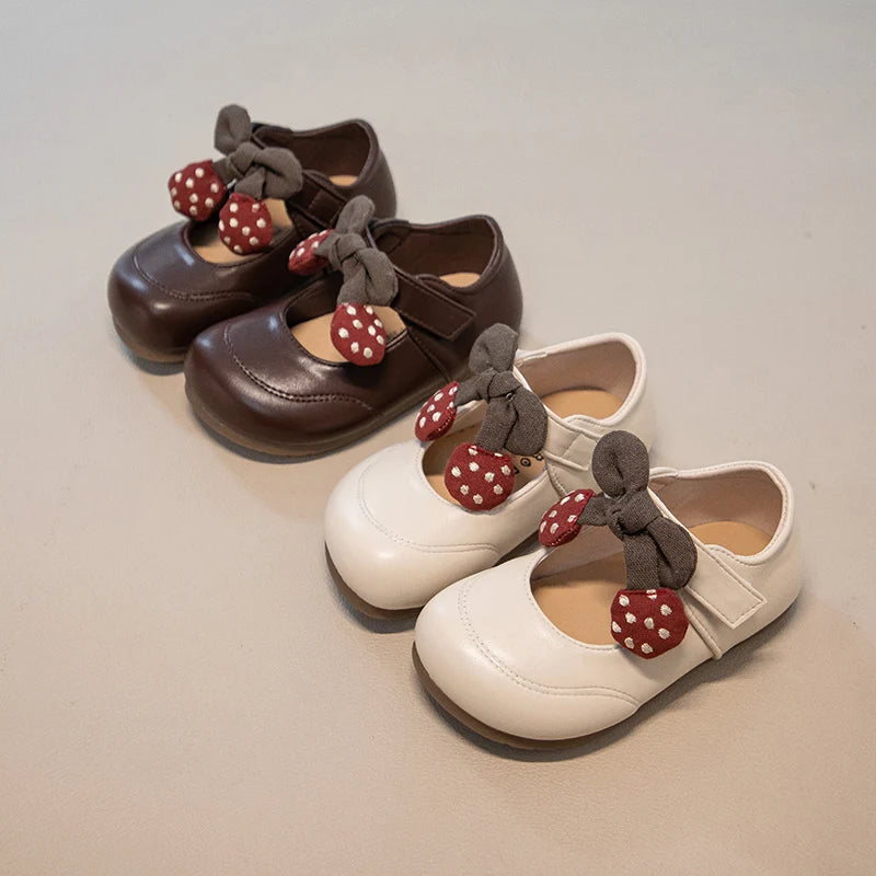 Baby Girls Leather Shoes with Cute Bow 2026 New Spring Autumn Toddler School Dance Flats Soft Sole Chic Princess Party Dress Up