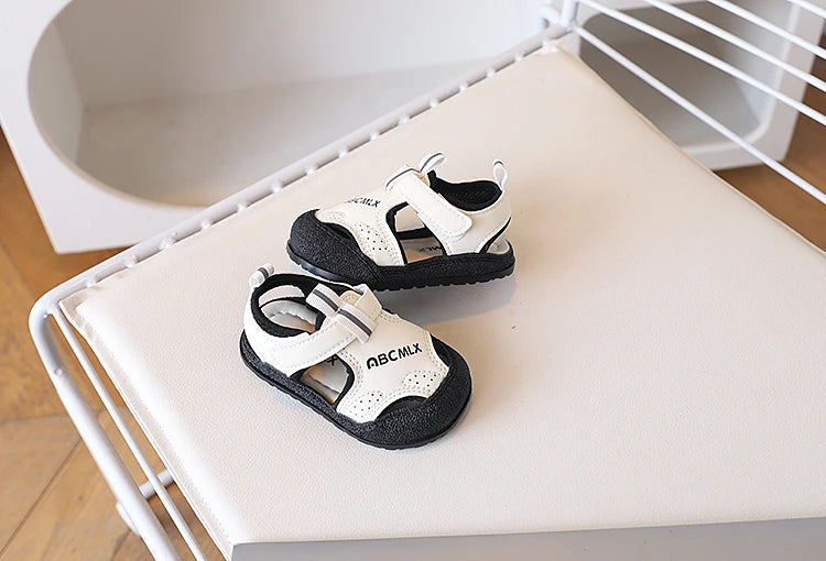 Baby Boys Girls Sandals 0-24 Months 2025 New Summer Non-slip Soft Sole Toddler Beach Shoes Toes Capped First Walkers Barefoot