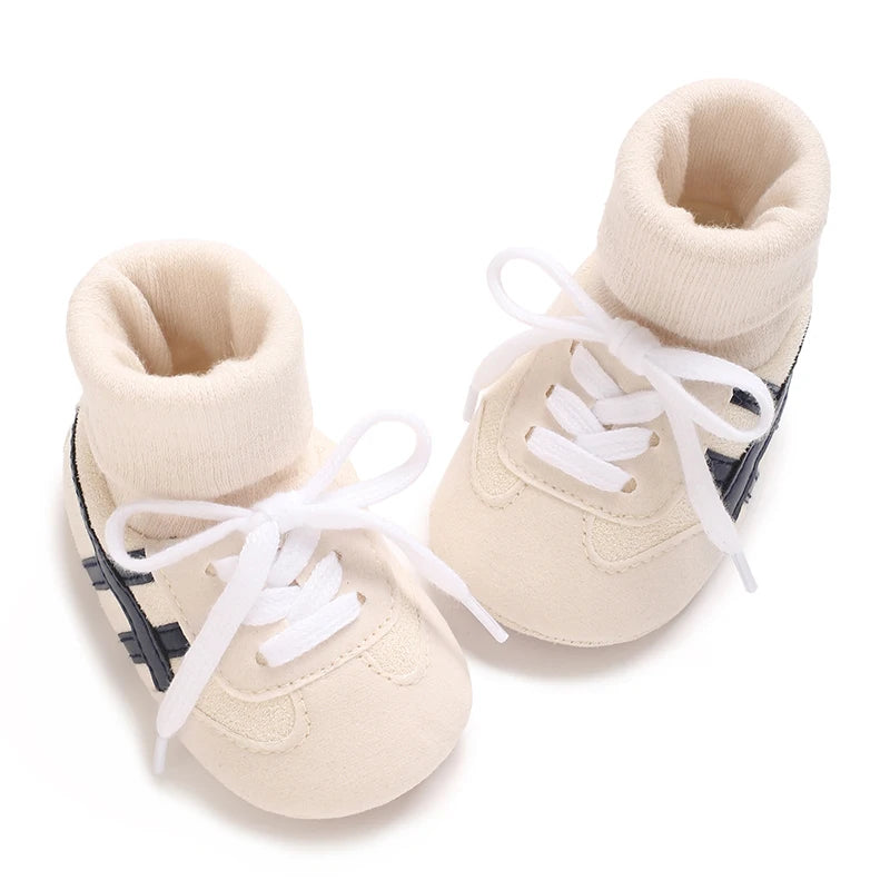 Zapatos de bebé de primavera y otoño para niños y niñas de 0 a 1 año, zapatos y calcetines que no se caen, suela suave antideslizante, zapatillas de 6 a 12 meses