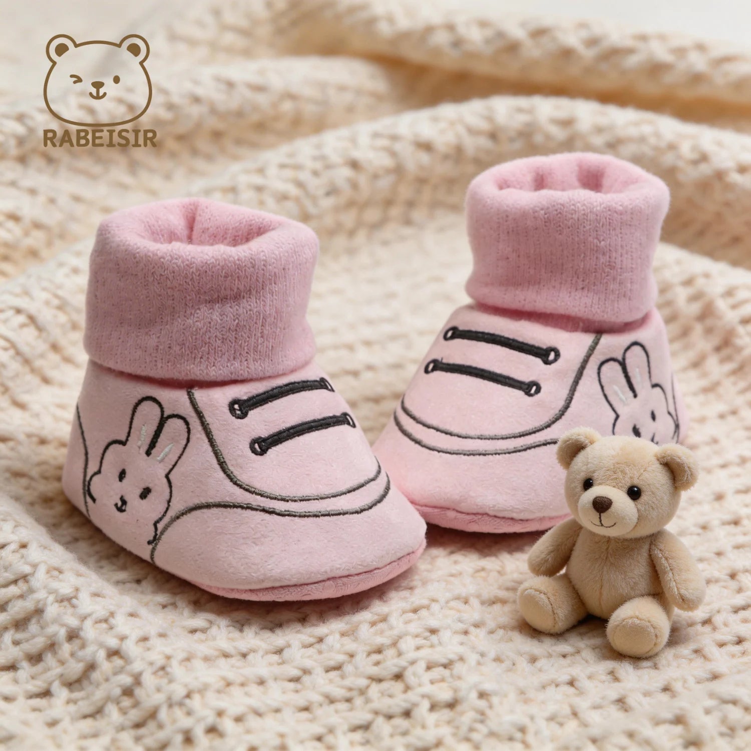 Baby Shoes and Foot Covers for Newborns to Protect Their Feet While Sleeping, Suitable for 0-18 Months, Spring and Autumn Models, Warm