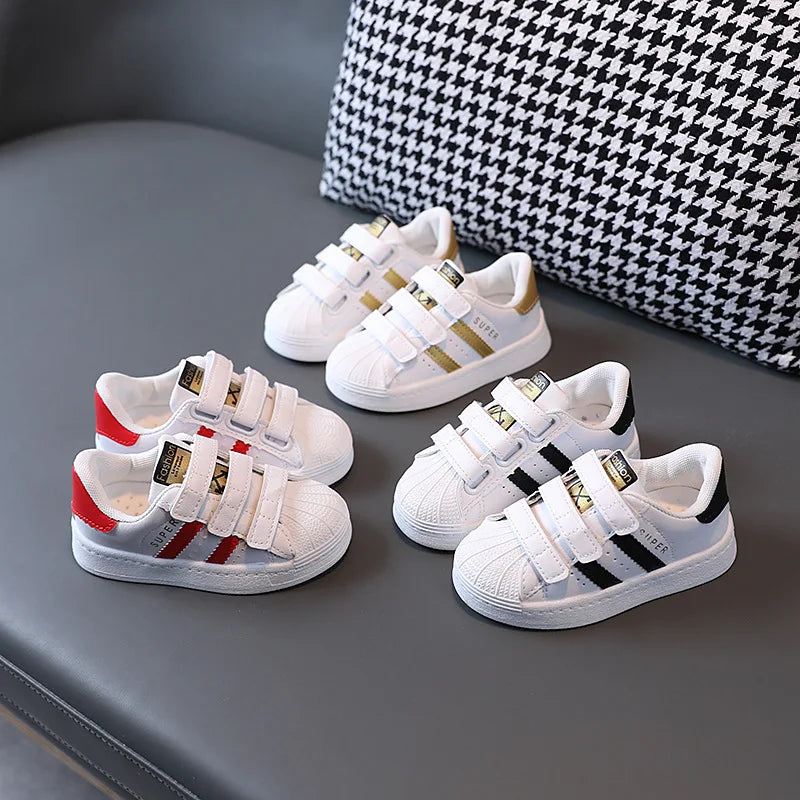 Zapatillas de deporte para niños, diseño de moda, blancas antideslizantes, zapatos casuales para niños y niñas, zapatillas transpirables con velcro, zapatos de exterior para niños pequeños.