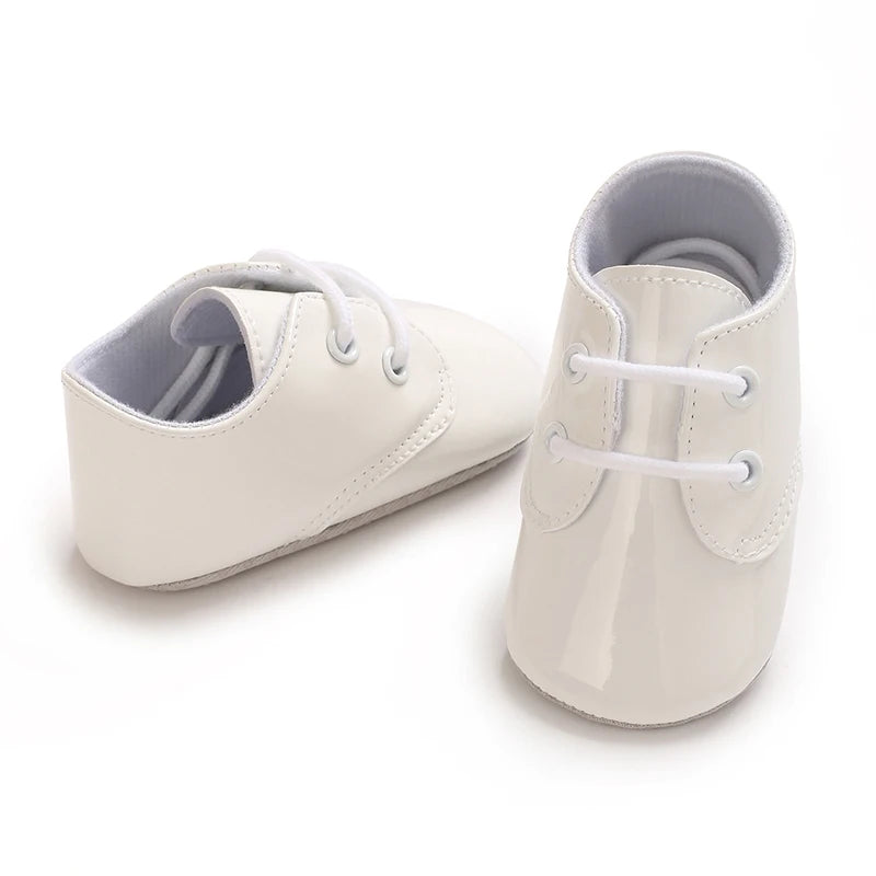 Baby Tie one's Shoes Sneakers Classical Sport Soft Sole PU Leather Shoes Solid color First Walker Newbor Baby Boy Girl Shoes