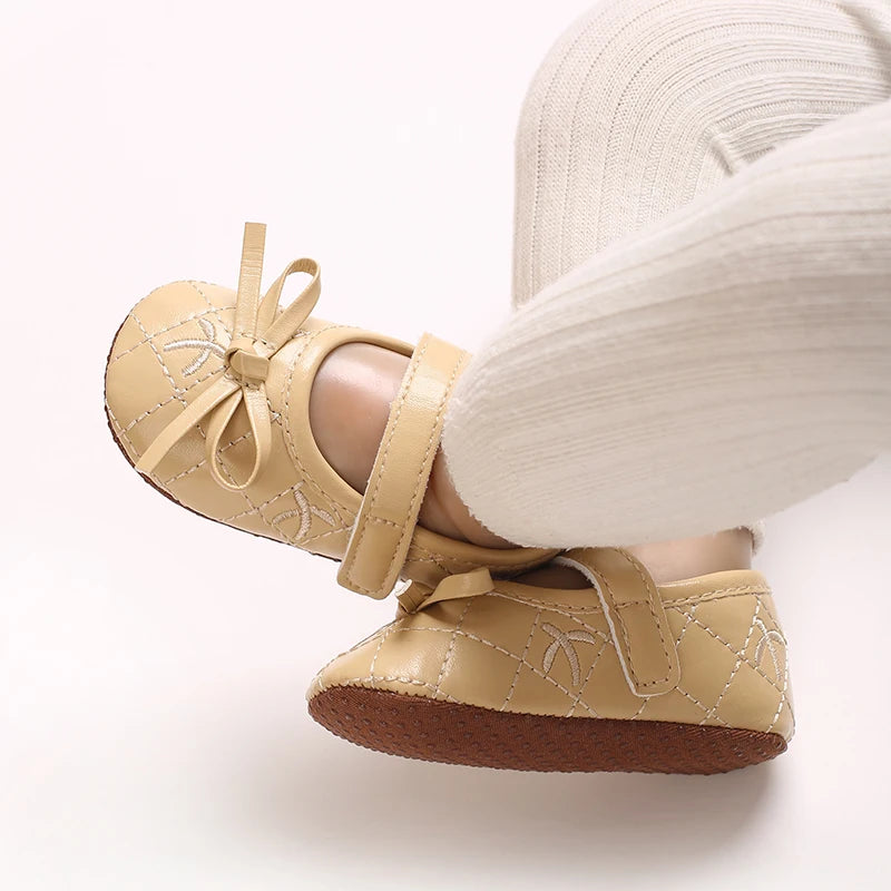 0-18M Baby Girl Leather Shoes New Spring And Autumn Bow Princess Shoes Baby Soft Sole Single Shoes Baby Walking Shoes