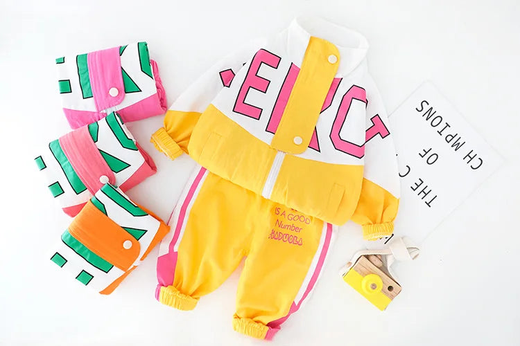Conjunto de ropa para bebés y niñas pequeñas, primavera, otoño, pana, dibujos animados, conjuntos de ropa para niños, chaquetas con capucha y pantalones, traje para niños de 0 a 5 años