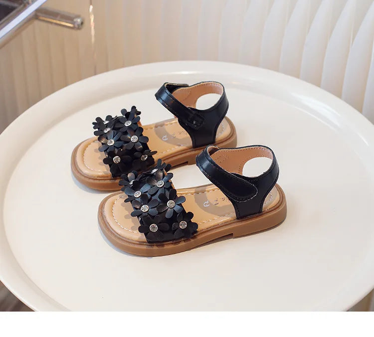 Baby Sandals Non slip Soft Bottom Children's Sandals New Girl's Flower Sandals Korean Edition Fashion Princess Style