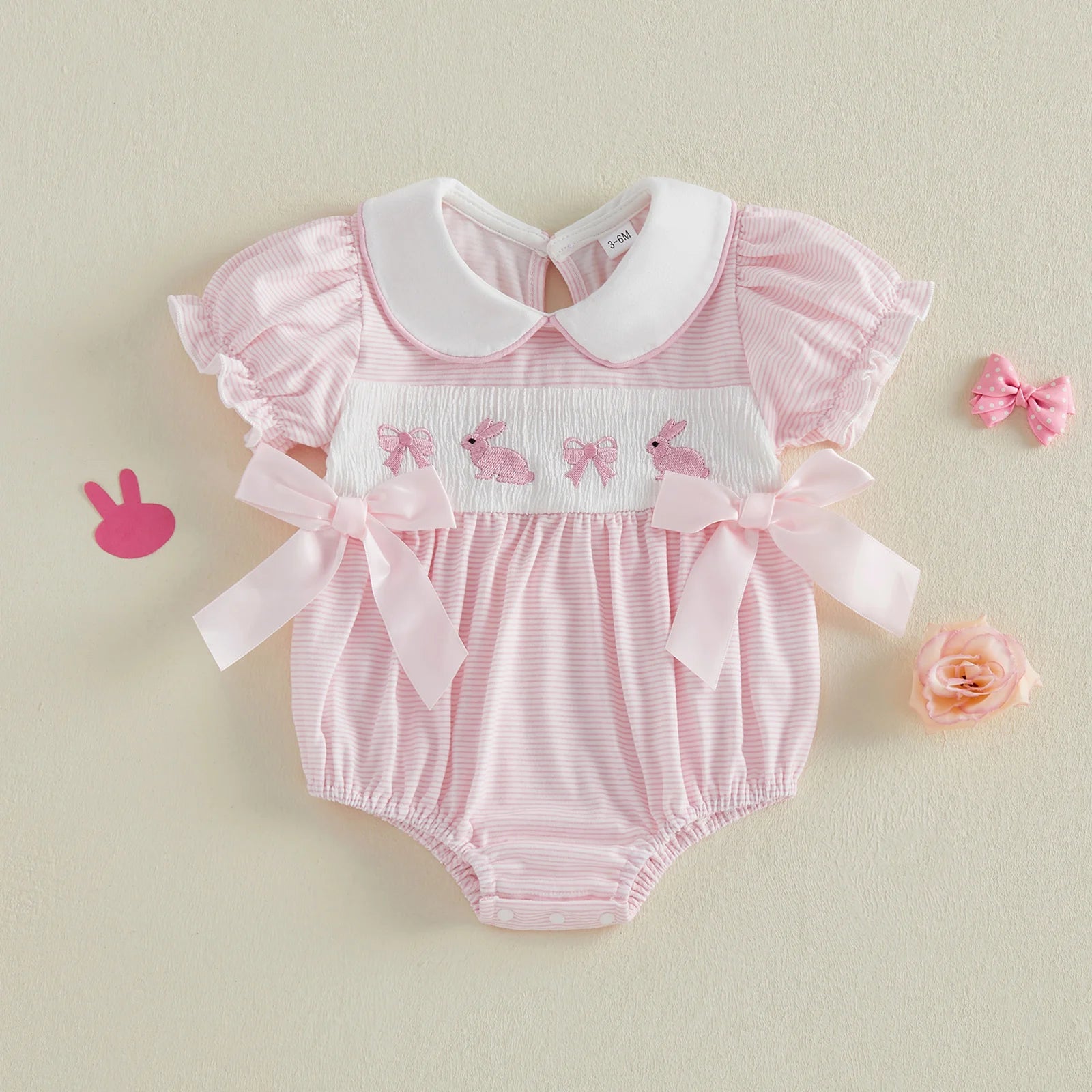 Mädchen Baby Oster-Outfit Strampler mit Hasen-Stickerei, Bubikragen und kurzen Puffärmeln, niedliche Osterkleidung