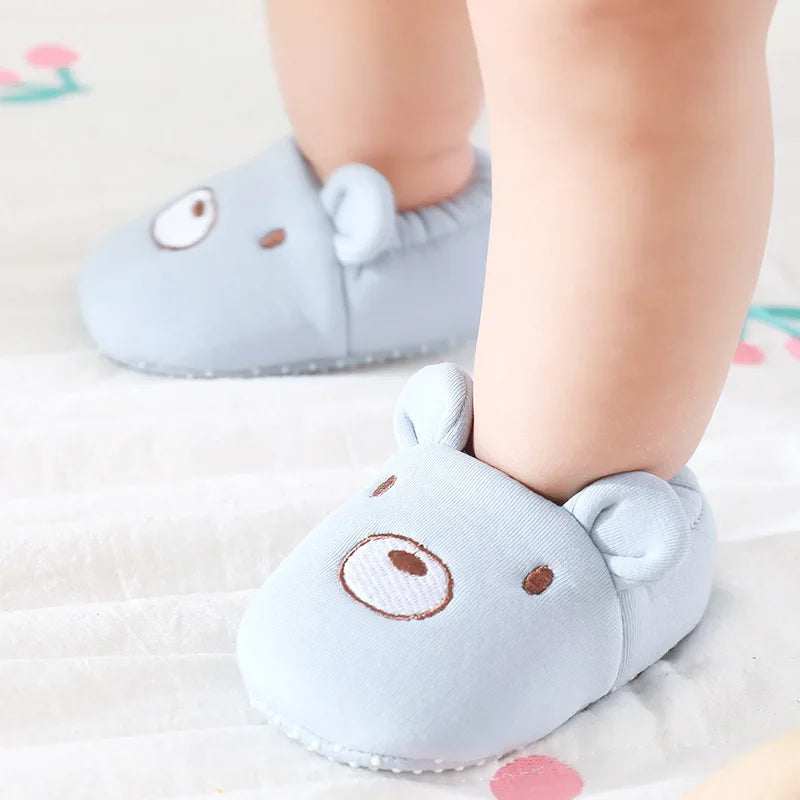 Zapatos de Bebé Niño Niña Deportivos con Luces Zapatos de Cuna para Bebé Primeros Pasos Suela Blanda Antideslizantes Zapatillas de Piso para Bebé Primavera Otoño