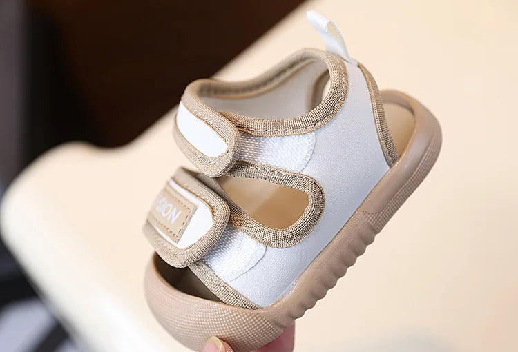 Baby Sandals Cute Bear Soft Breathable Beach Shoes Summer Infant Sandals For Boy First Walkers Toddler Girl Sandals Khaki, White