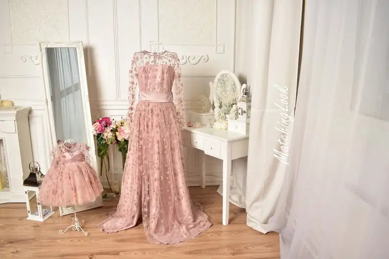 Pink Mommy And Me Outfits Mother Daughter Matching Dresses Long Sleeve Side Split Mom And Daughter Dresses for Photo Shoot