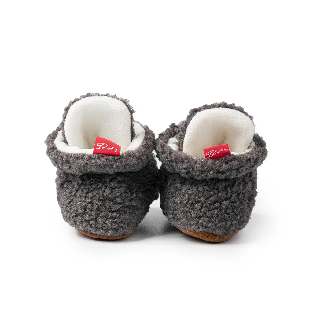 Meckior Botines de forro polar para bebé, zapatillas para bebé, niña y niño, antideslizantes, suela blanda, calcetines para bebé, primeros andadores de recién nacido, zapatos cálidos para cuna