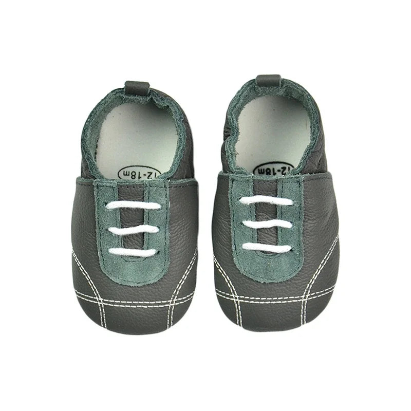Zapatos de bebé de otoño para niños y niñas, antideslizantes, de piel de oveja suave, zapatillas de deporte con diseño de animales, mocasines para primeros pasos 0-24M
