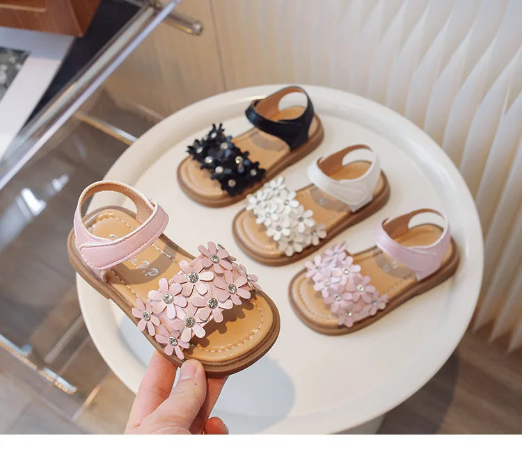 Baby Sandals Non slip Soft Bottom Children's Sandals New Girl's Flower Sandals Korean Edition Fashion Princess Style