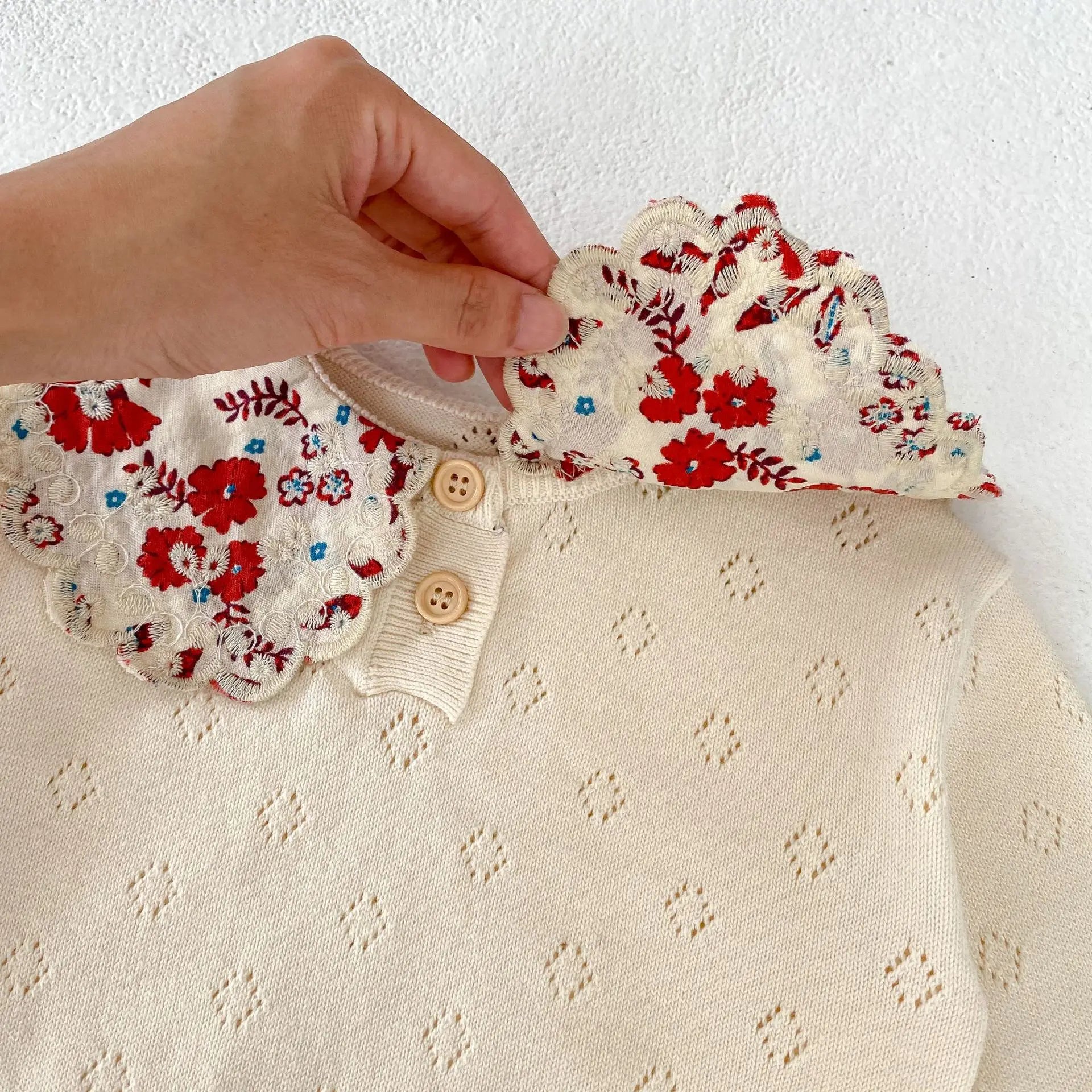 Autumn clothing for infants, young children, girls, babies, sweet big lace collars, knitted pullovers, tops, basecoats