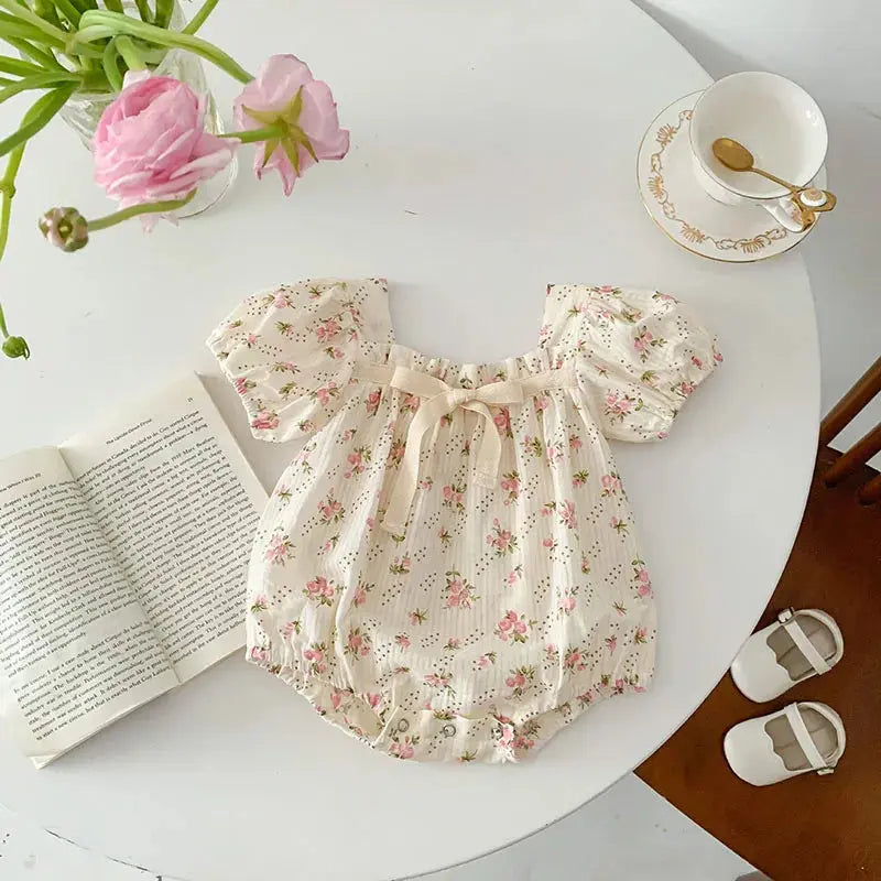 Baby Kleidung Sommer Neugeborenen Kleidung Blumen Strampler TGie Jumpsuits Kurzarm Sonnenschutzanzüge 0-2 Jahre Baby Strampler